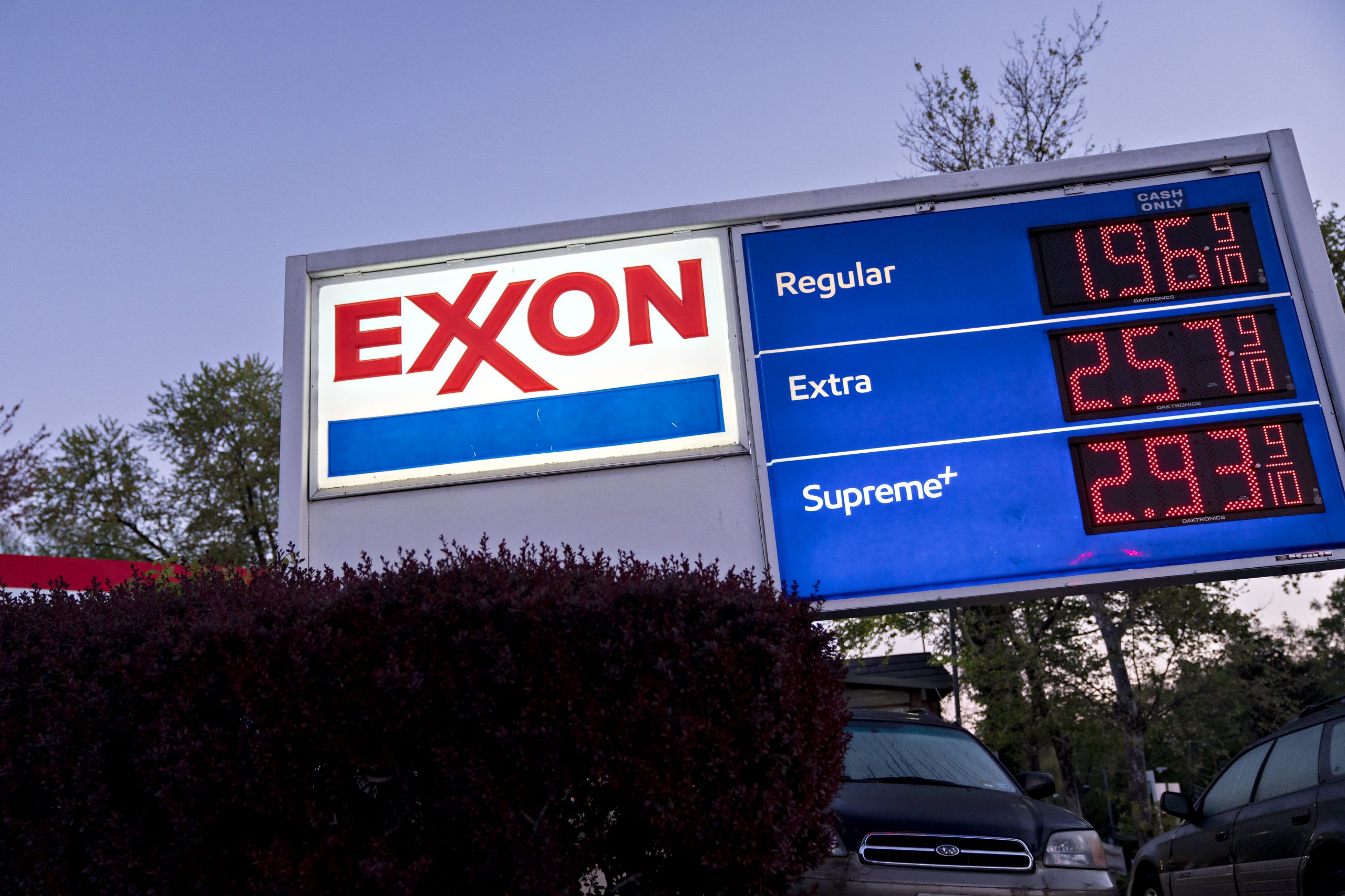 A new activist takes on Exxon to reverse the oil giant's underperformance