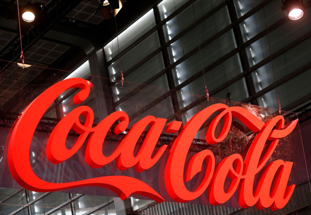 Why Did Warren Buffett Invest Heavily in Coca-Cola (KO) in the Late 1980s?