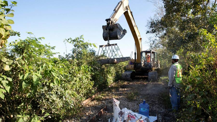 Mexico’s opposition pushes back on rules to fast-track public projects